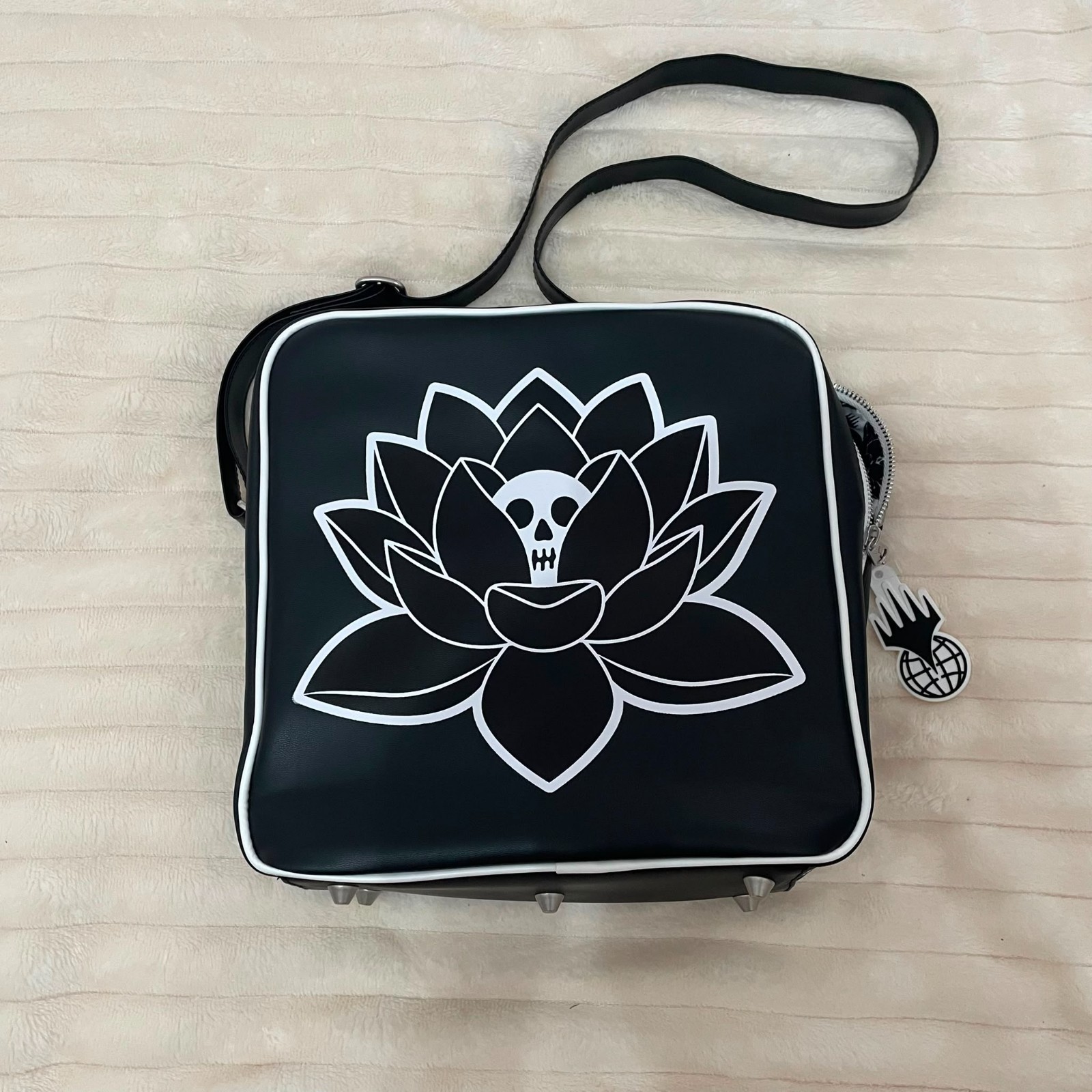 Magiccon Amsterdam 2026 Black Lotus VIP Flight Bag Brand New Magic Con MTG view 2