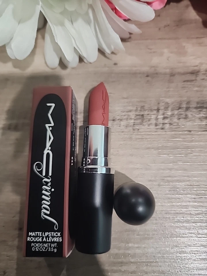 Batom Matte M.A.C Macximal - 669 Warm Teddy - 0,12 oz / 30,5 g - Novo na Caixa - Imagem 4 de 4