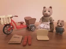 sylvanian cycling with mother