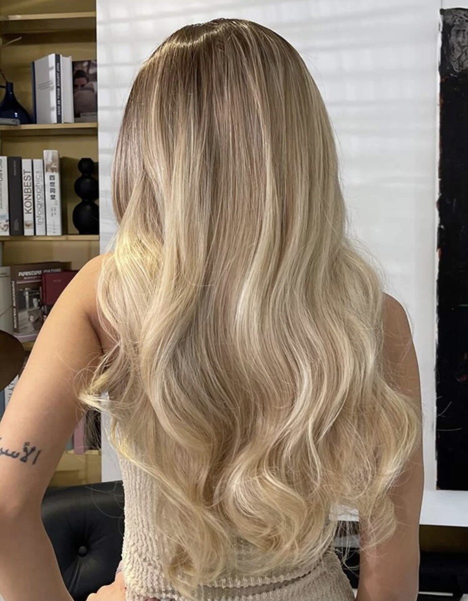 Perruque Synthétique Blonde Dorée Longue, Ondulée, Avec Bonnet Monofilament +4 - Neuve Sans étiquettes