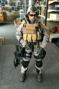 hot toys military figures