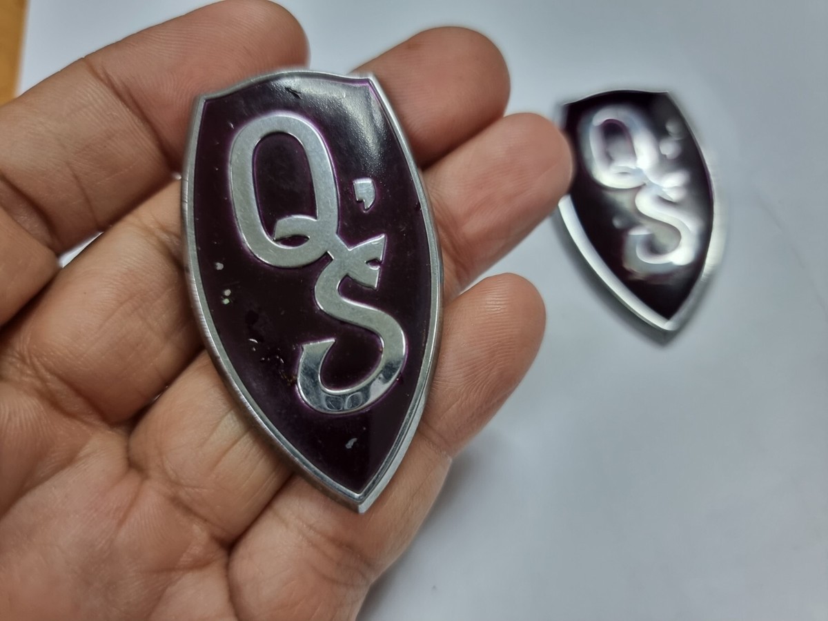 siegページ JDM 93-98 Nissan S14 Silvia Q's Rear Quarter Badges Emblem