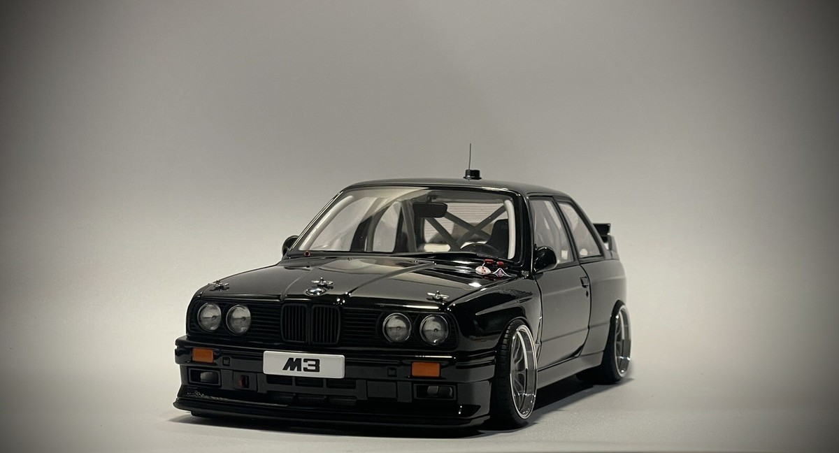 AUTO art 1/18 BMW M3(E30) DTM 1991 ミニカー 1/18 AUTOart 1991 BMW E30 M3 DTM #43 Diecast Car Model 89147
