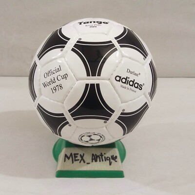 Adidas Tango River plate - Official Match Ball - FIFA World Cup