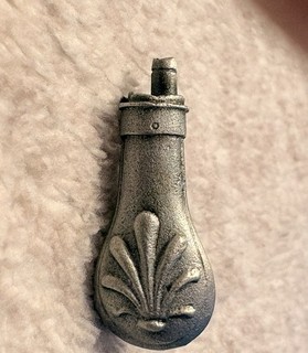 Vintage VTG Sid Bell Originals Tully NY Powder Flask Pin Tie Tack