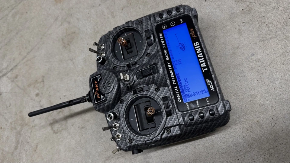 FrSky Taranis X9D Plus 2.4GHz SE ACCESS Transmitter (Carbon Fiber) - Image 2 of 4