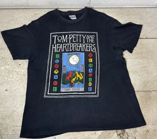 Original Vintage Tom Petty Heartbreakers Shirt Strange 1980s vintage concert t-shirt, vintage, size XL, single stitch, B+ condition