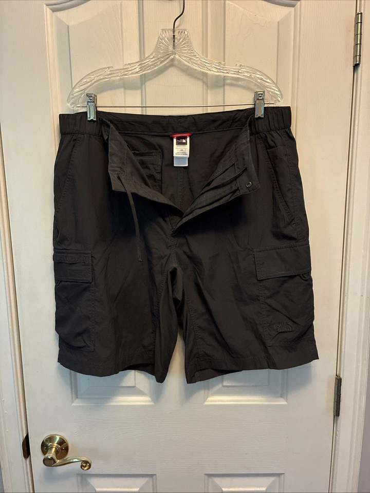 North Face Shorts Men’s Large Dark Brown Belted Cargo Pockets Active Nylon - Image 3 of 4