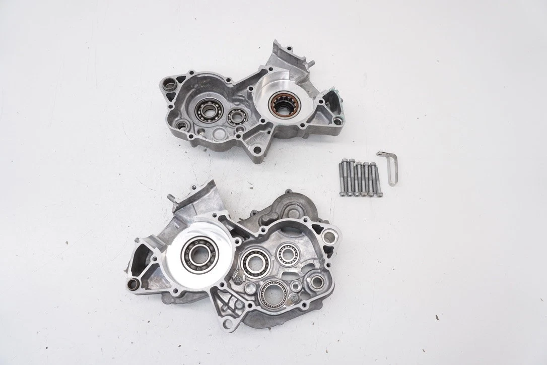 2025 KTM 85 SX Crankcase Set OEM Engine Bottom End Crank Case Cases 25-26