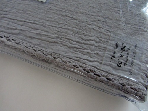 NEW Piu Belle Portugal Gray Cotton Linen Tablecloth Lace Crochet Edge 60" x 104" - Imagen 4 de 7