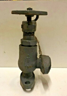 Wolf-Linde 1/2'' 5789 Angle Globe Ammonia Valve 2 Bolt