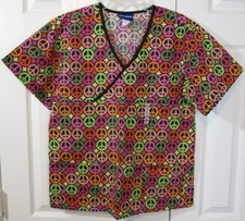 NEW Med Wear SS Peace Signs Scrub Scrubs Top, Medium