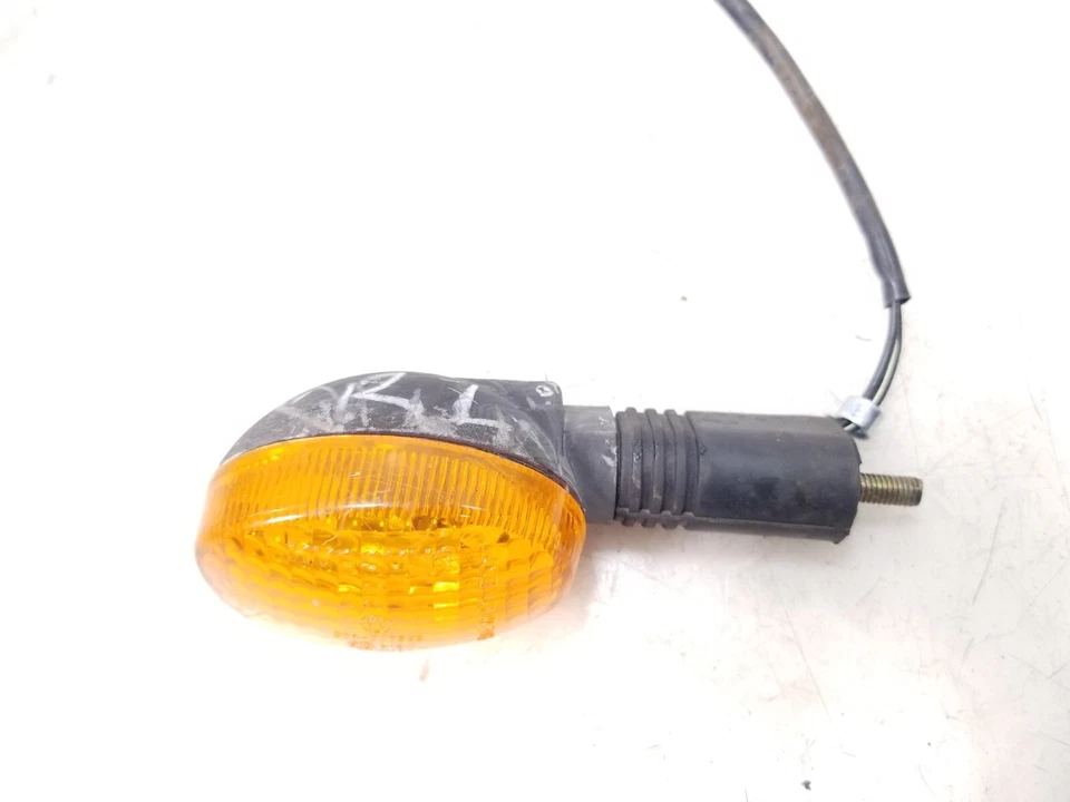 Luz indicadora de señal de giro trasera izquierda Hyosung GT250R GT 250 2013 Foto 3 de 4