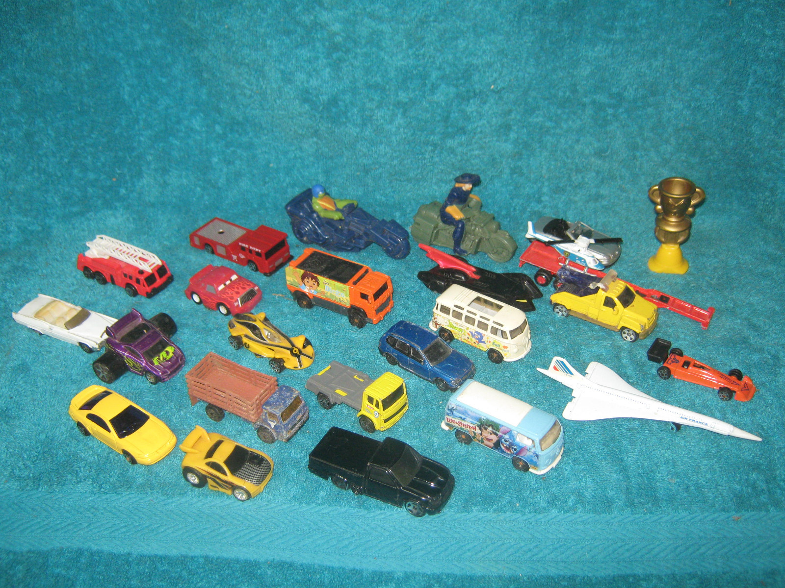 Picture 1 of 9