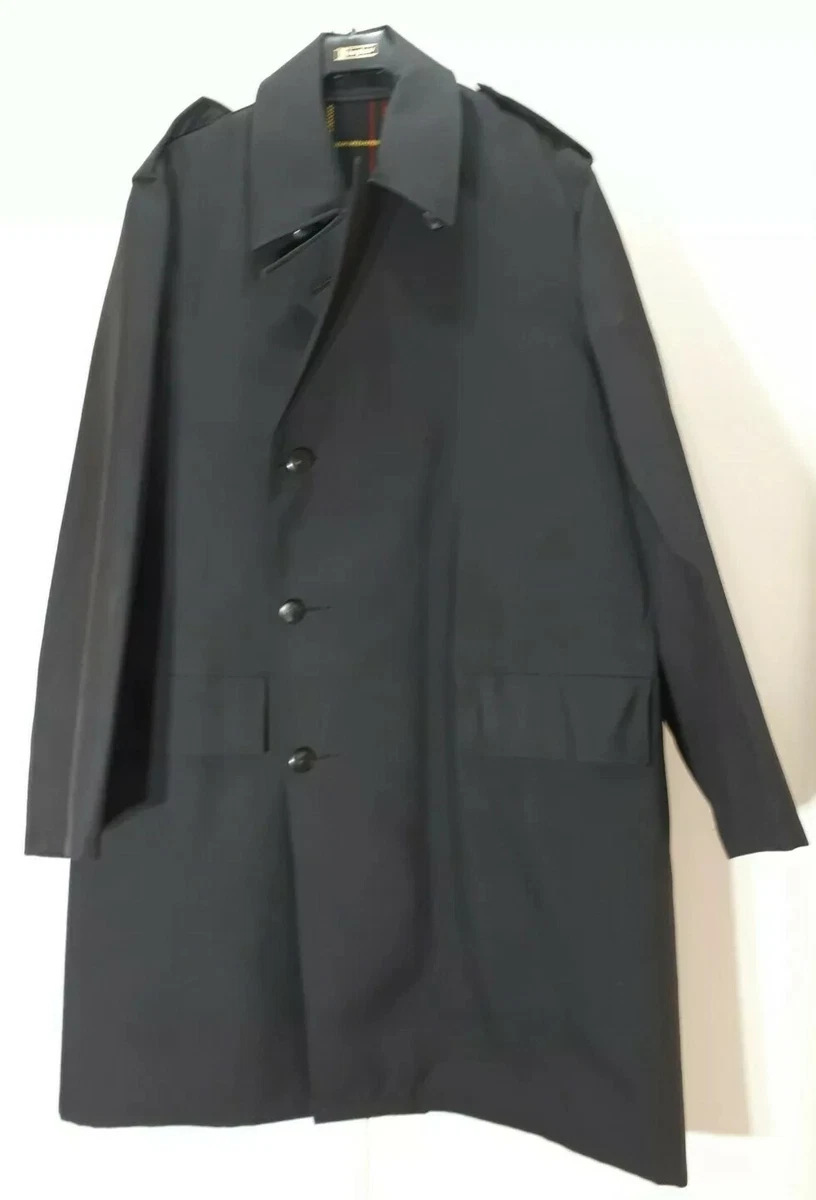 Gannex raincoat store