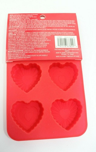 VALENTINE'S DAY Mini Silicone Candy Mold HEARTS with Treat Sticks & Foil Pack - Picture 3 of 5