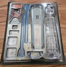 Eaglemoss Hero Collector U.S.S. Enterprise NCC-1701-D #2 Kit