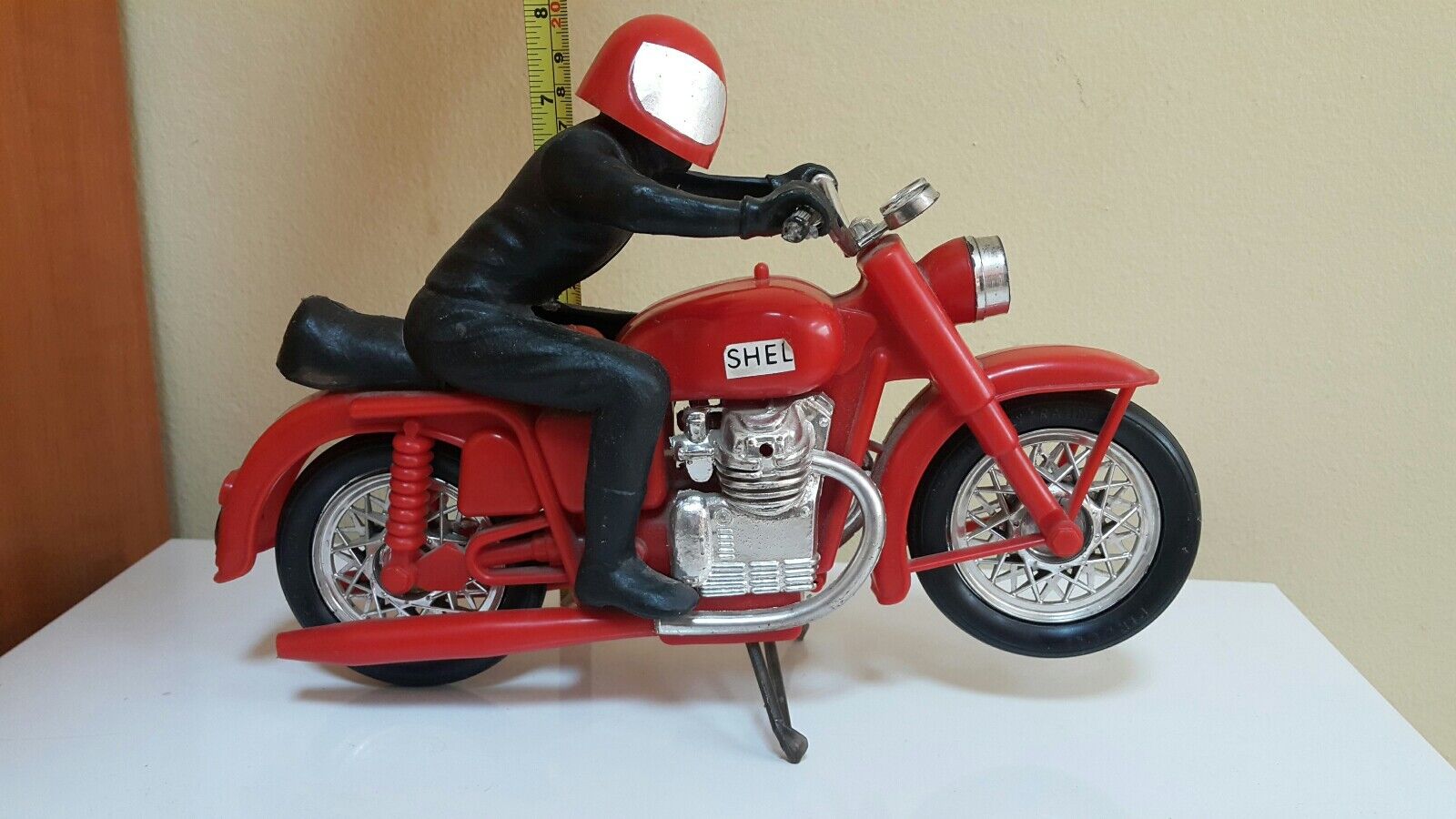 Picture 10 of 24