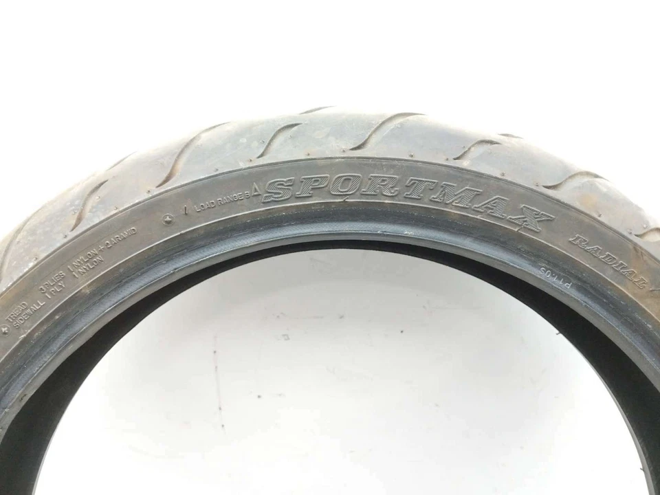 Tire Front Dunlop Sportmax D208F 120/70-17 - Image 2 of 4