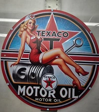 VINTAGE TEXACO GASOLINE SIGN PUMP PLATE GAS STATION OIL 7 3/4" x 7 3/4"