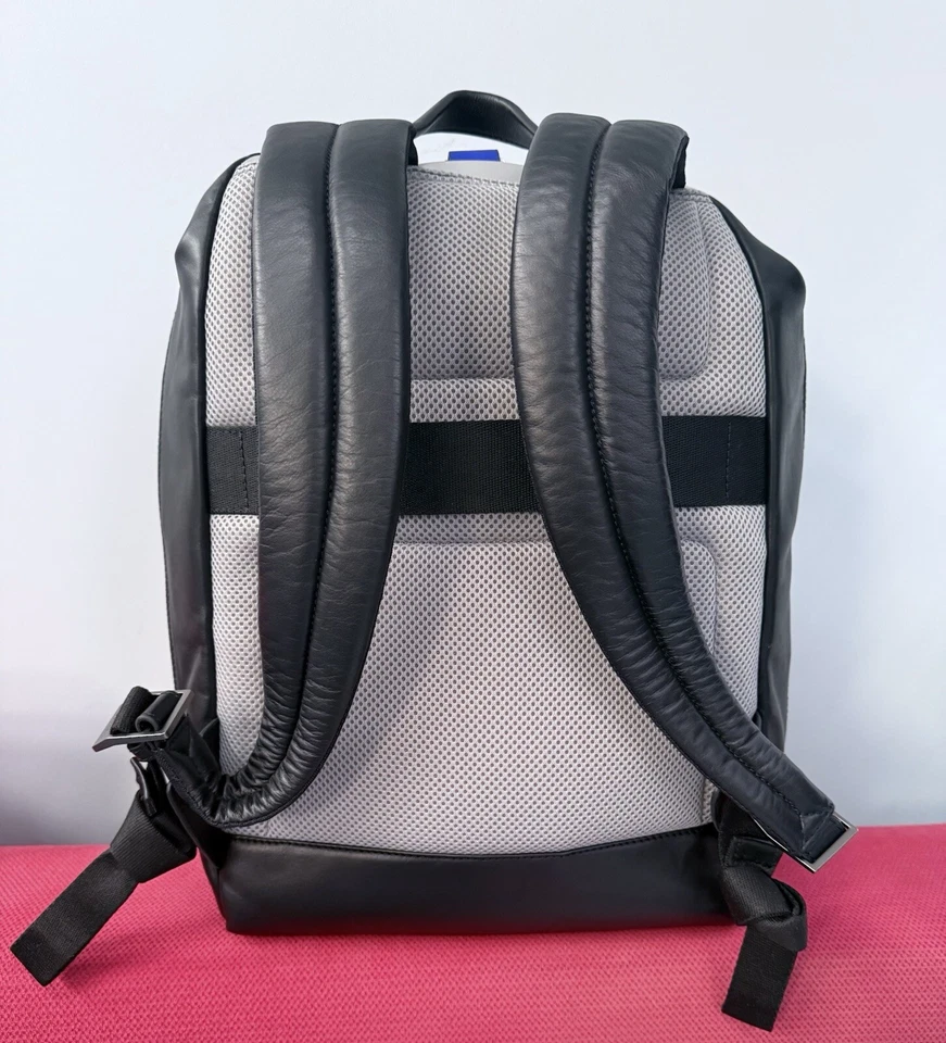 PIQUADRO Italy Downtown Business PC 14.0 Leather Backpack Gray Neon Yellow Black - Image 2 of 4