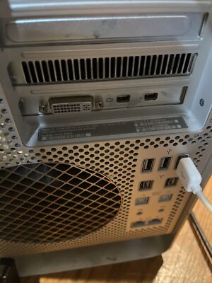 Mac Pro A1289 5,1 2010 MC560LL/A 2.8GHz Quad Core Xeon 16GB Ram1TB