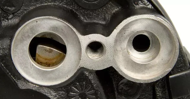 Compresor de aire acondicionado original ACDelco 15-20516 Foto 3 de 4