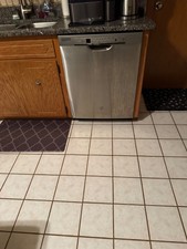 GE STAINLESS STEEL DISHWASHER .. Front Control Built-In .. 3rd RACK .. DRY BOOST