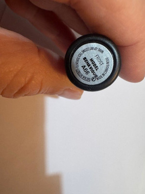 MAC MODEL BEHAVIOR LIPPENSTIFT (* BITTE BEACHTEN)