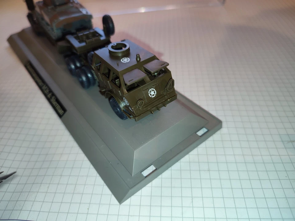 Roco Minitanks H0 #840 US M26 Panzertransporter mit Sherman in Box - - Bild 3 von 4