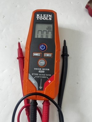 Klein Tools Tough Meter IP53 ET250 Voltage Tester Cat IV 600V