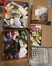 Reseller Health & Beauty Lot 490 Piece Bundle