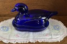 Vintage LE Smith Kobaltblau Glas 2 Stück Ente bedeckt Schale
