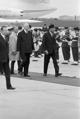 Visit Of Marshal Ayub Khan President Of Pakistan In France 1967 Old Photo 4
