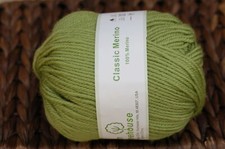 100 Merino soft DK weight Machine Washable yarn good for Knitting - F426