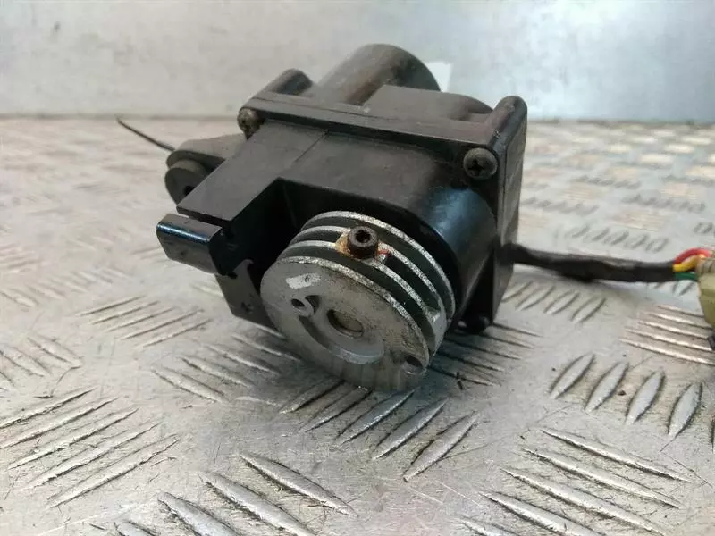 Motor de válvula de potencia Honda CBR 1000 RR RR6-RR7 (2006-2007) #61 Foto 2 de 4