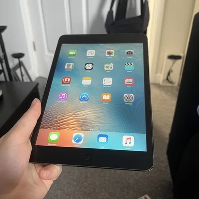 Apple iPad mini 1. Generation A1432, 16Gb Wi-Fi. Tablet Silber/Schwarz - Bild 1 von 4