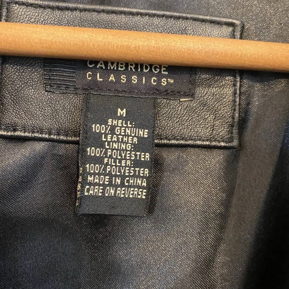 Chaqueta de cuero negra Cambridge Classic era Y2K talla mediana Foto 3 de 4