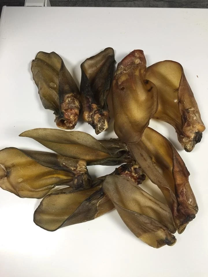 200 Buffalo Ears Beef Cow Low Fat Dog Snacks. Natural Treats