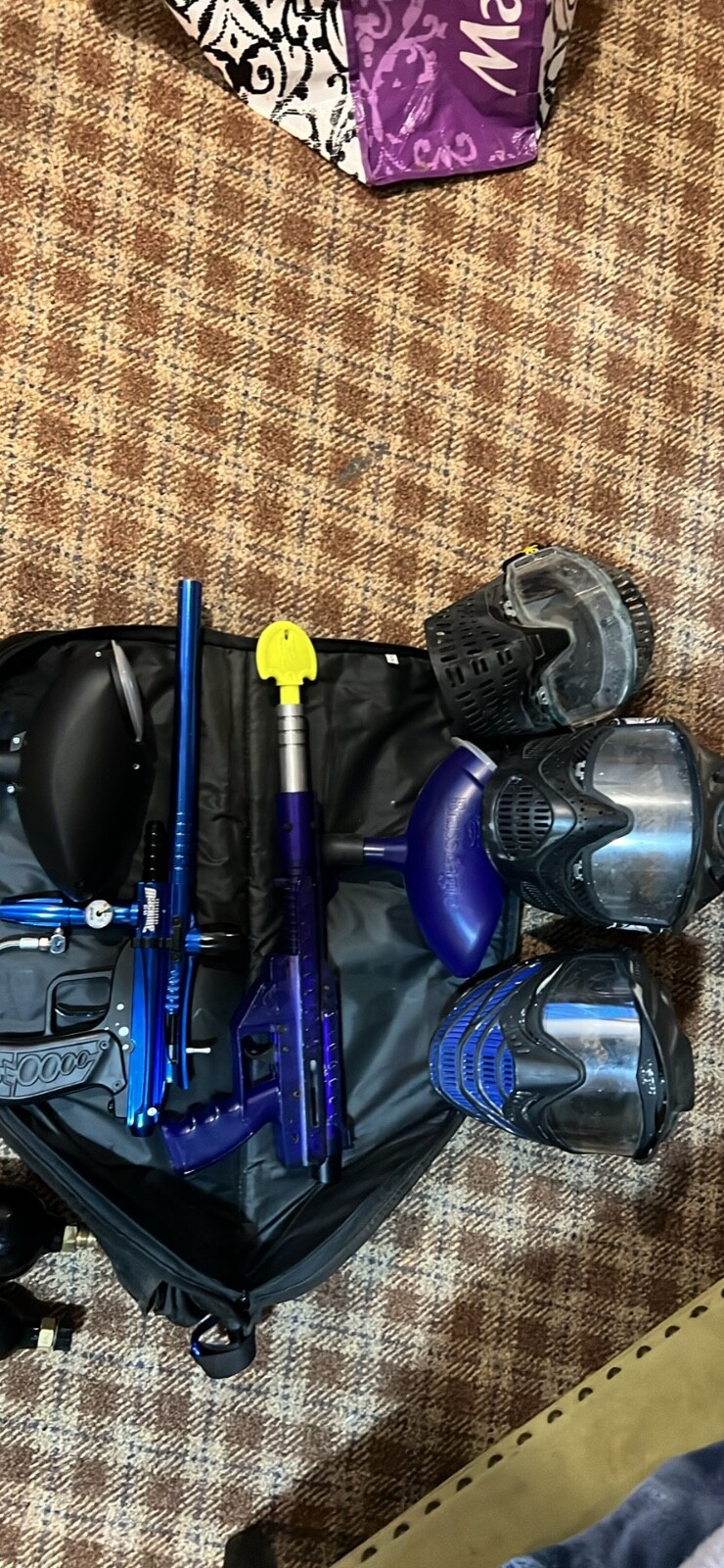 Worr machine automatic paintball gun- new. Brass Eagle semi-