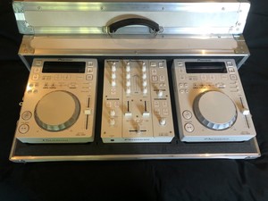 X2 Pioneer Cdj And X1 Djm 350 White Edition With Flight Case Ebay