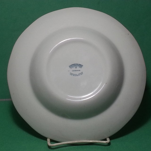 Johnson Bros England Soup Bowl Wide Brim Red Earthenware 8.5" diameter