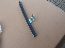 Nissan Juke II F16 Führung Dichtgummi Scheibe Tür Hinten Rechts 82386-6PA0A Nissan Juke II F16 Führung Dichtgummi Scheibe Tür Hinten Rechts 82386-6PA0A