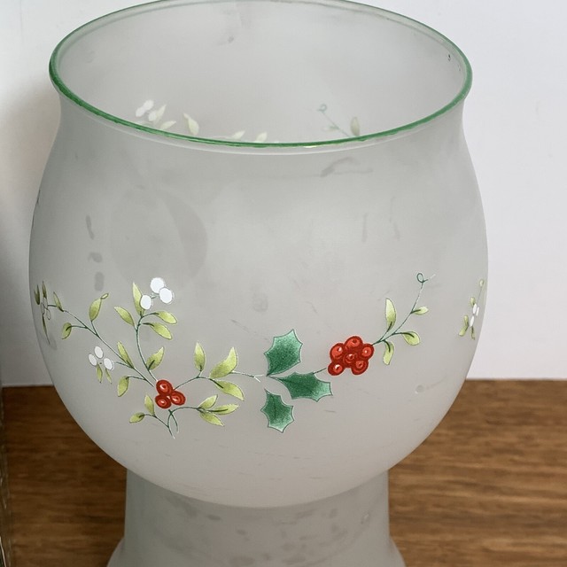 Pfaltzgraff Winterberry 1998 Frosted Floating Candle Holder for sale