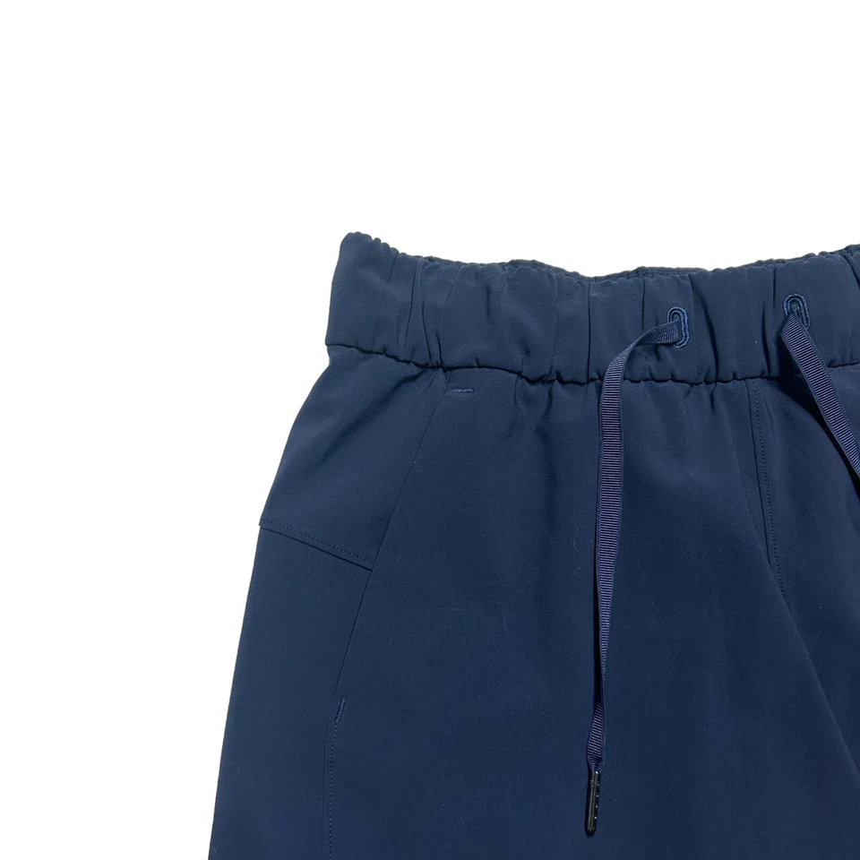Pantalones Cortos Lululemon Licencia para Entrenar Mujer 4 Azul Marino 3" Cordón Exterior Foto 4 de 4