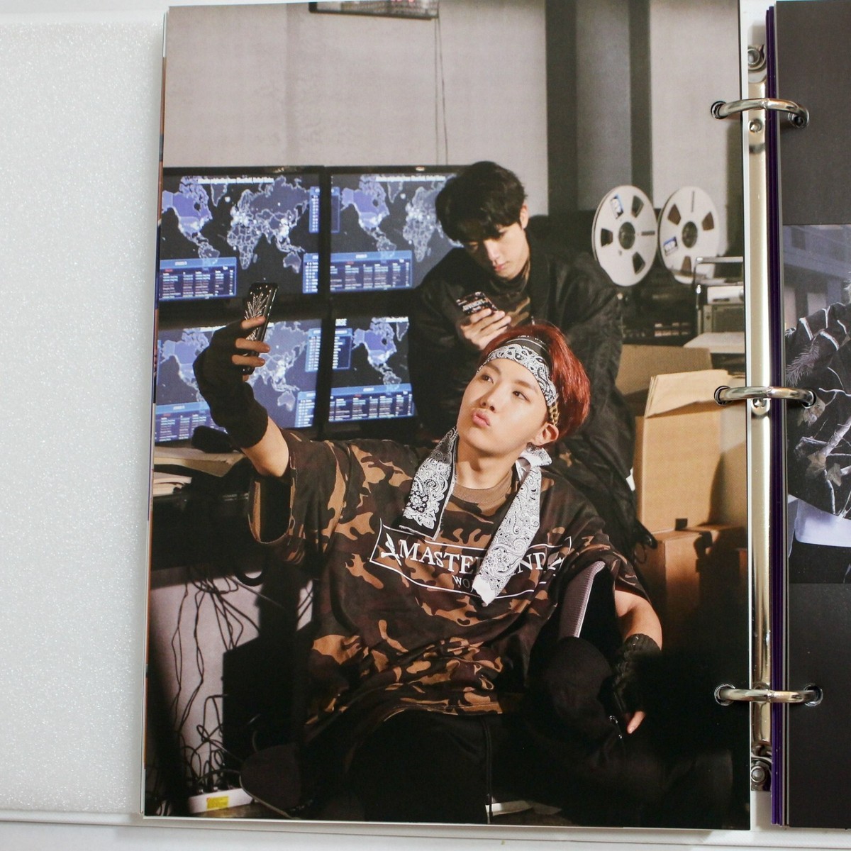 BTS Official Memories Of 2017 DVD Full Package J-hope