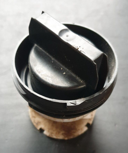 HOTPOINT WASCHMASCHINE - Ablaufpumpe Filter