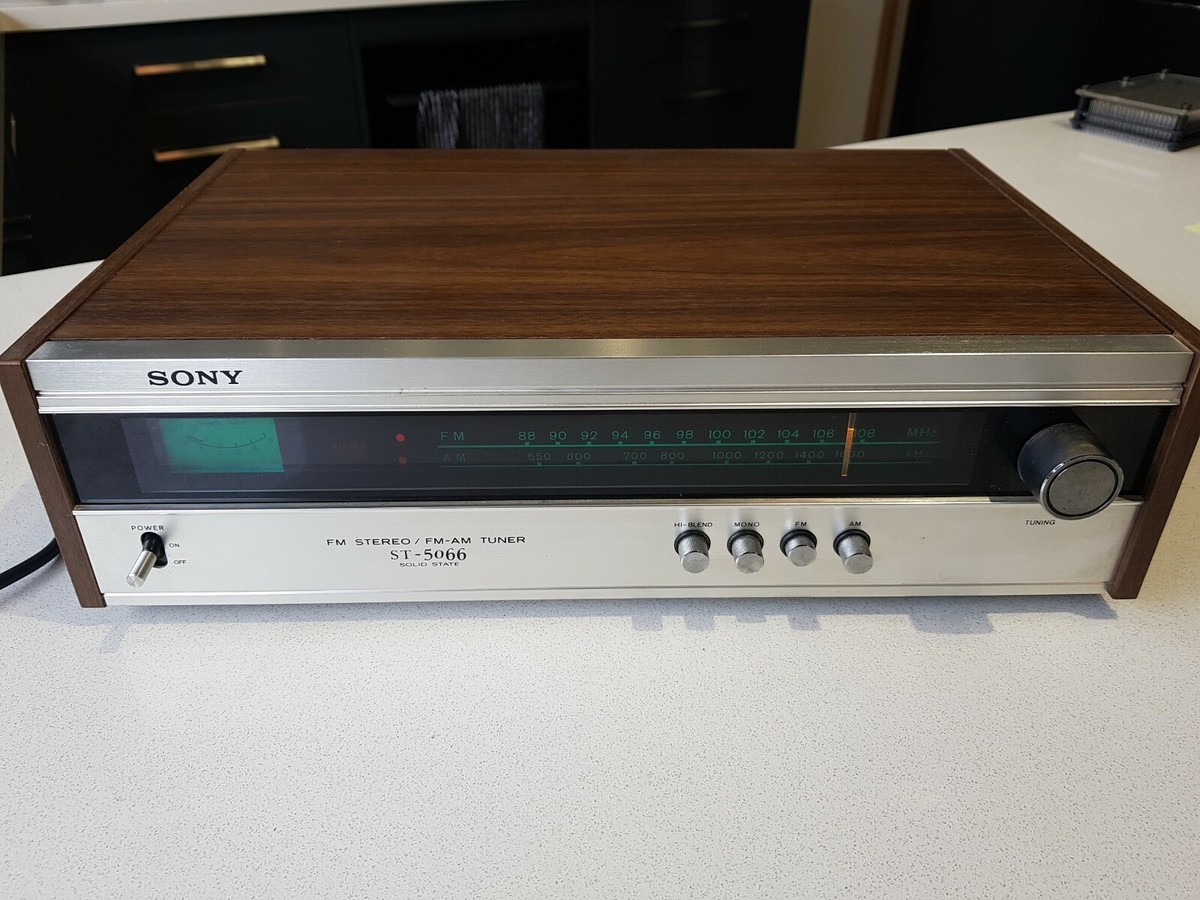 その他 SONY EAIR FM STEREO/AM RECEIVER SAF-11 SONY EAIR FM STEREO/AM RECEIVER SAF-11 SONY ICF-SW11 12 BAND