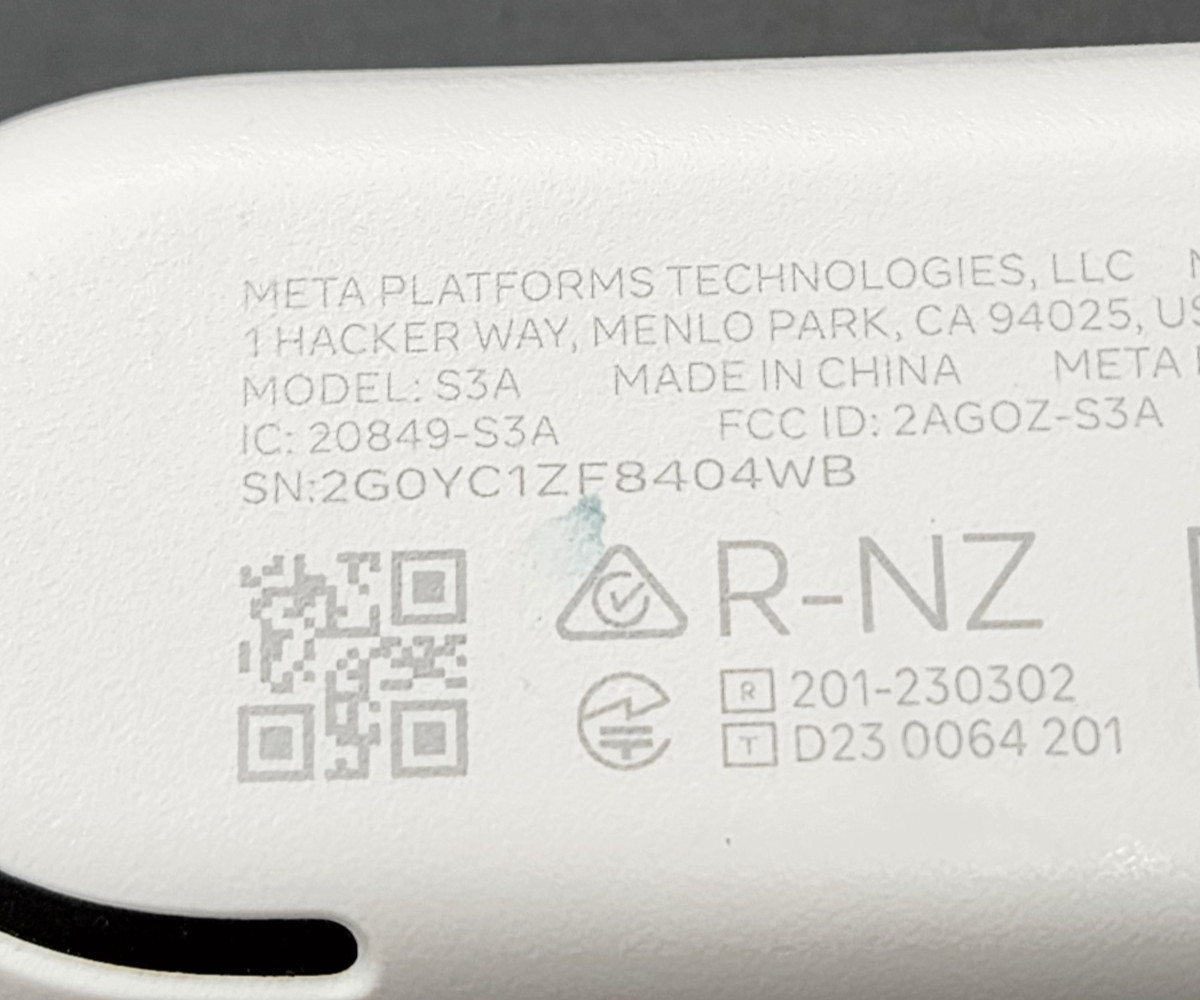 Meta Quest 3 128GB S3A VR Headset Only Read*