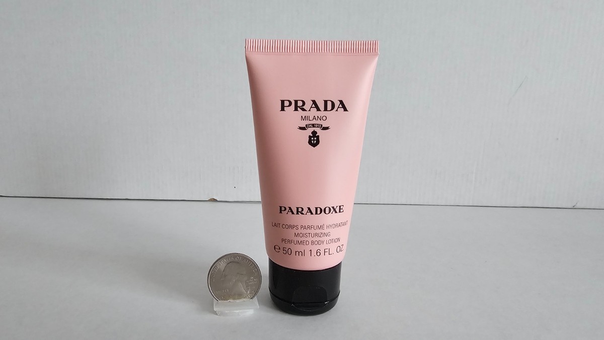 【未使用】PRADA PARADOXE 香水　ハンドクリーム PARADOXE By PRADA Moisturizing Perfumed Body Lotion 1.6oz / 50ml